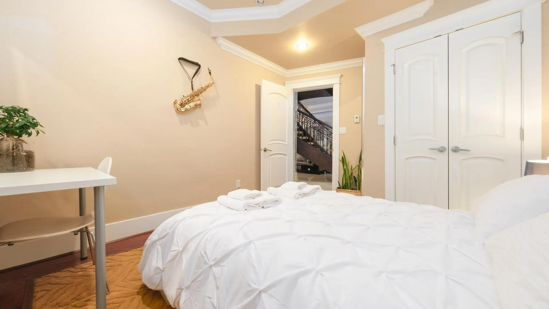 Oakridge Luxury Homestay バンクーバー